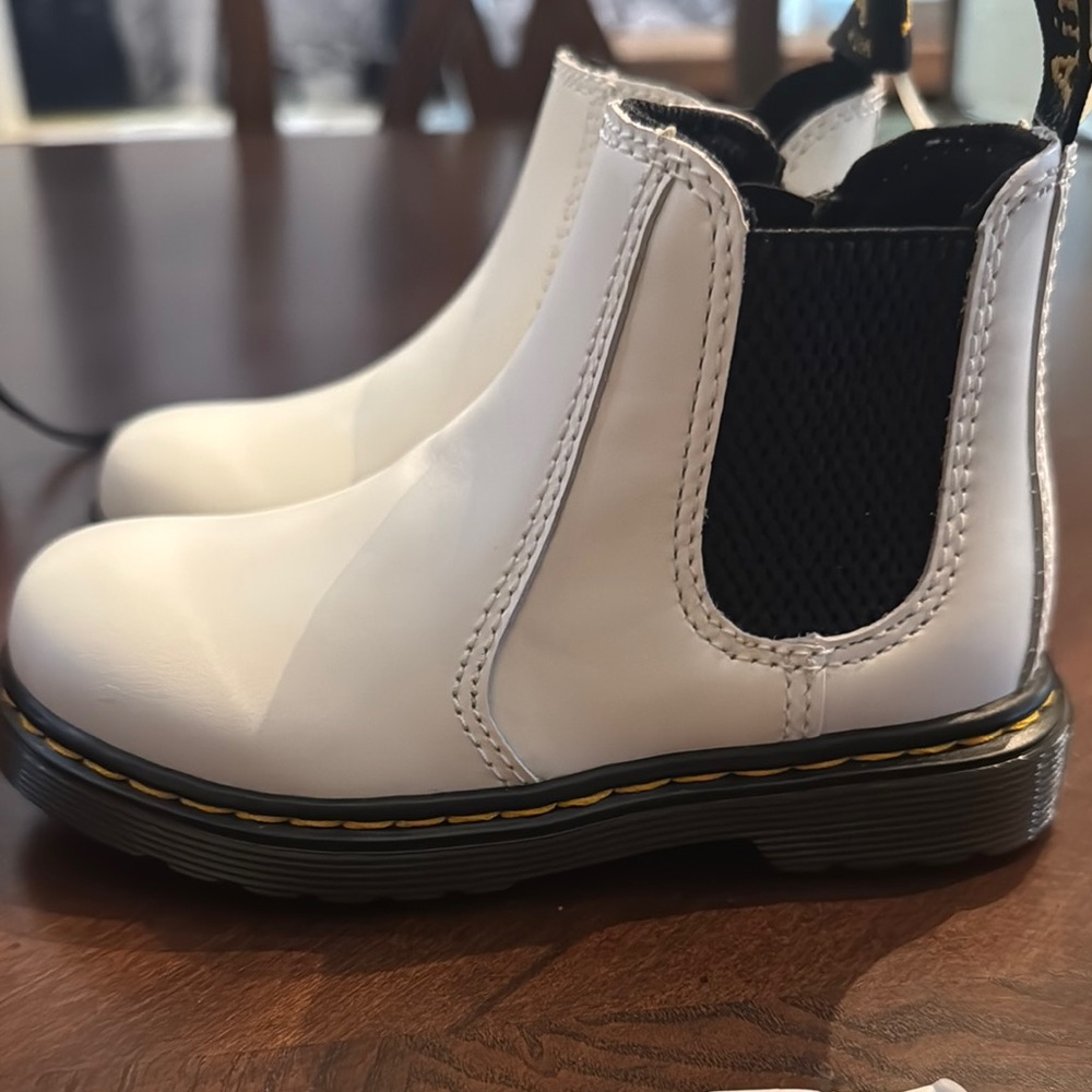 Toddler Dr Martens White Chelsea Boots